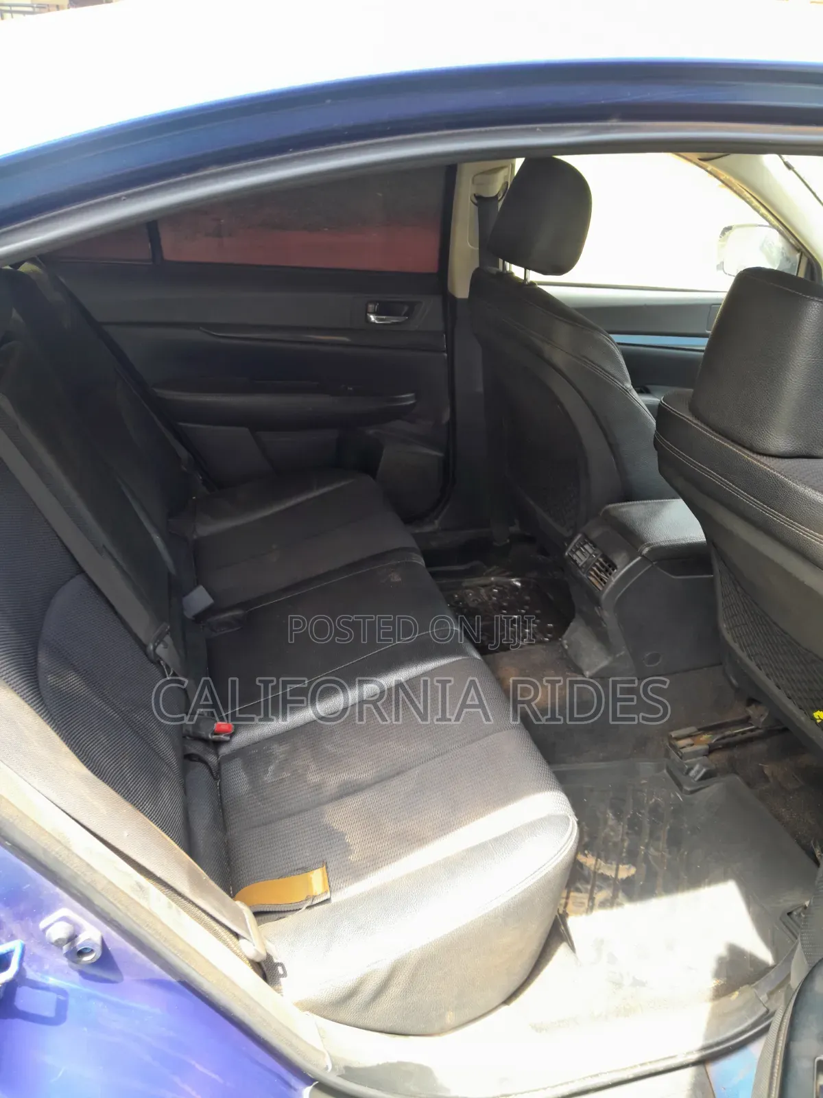 Subaru Legacy 2010 Blue