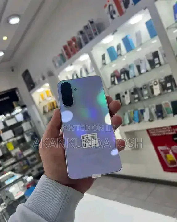 New Samsung Galaxy A36 256 GB Purple