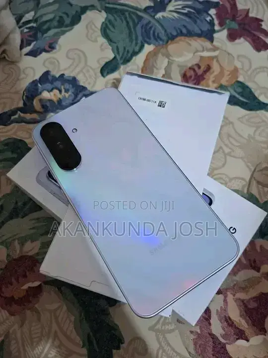 New Samsung Galaxy A36 256 GB Purple