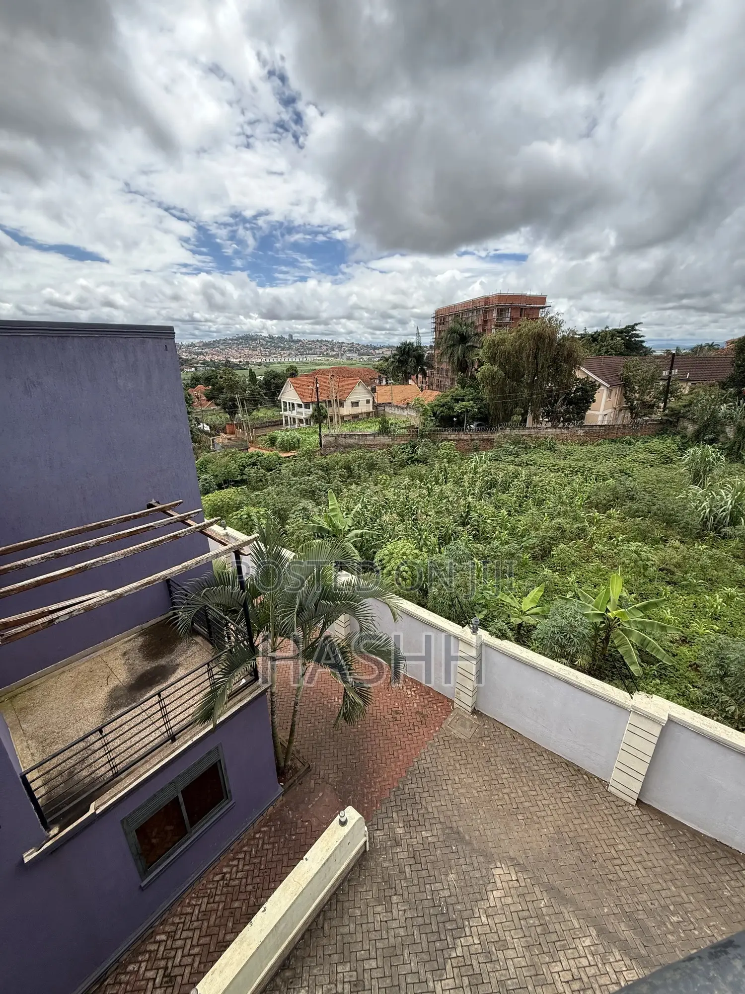 4bdrm Duplex in Muyenga, Central Division for rent