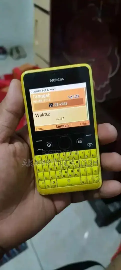 New Nokia Asha 210 Yellow