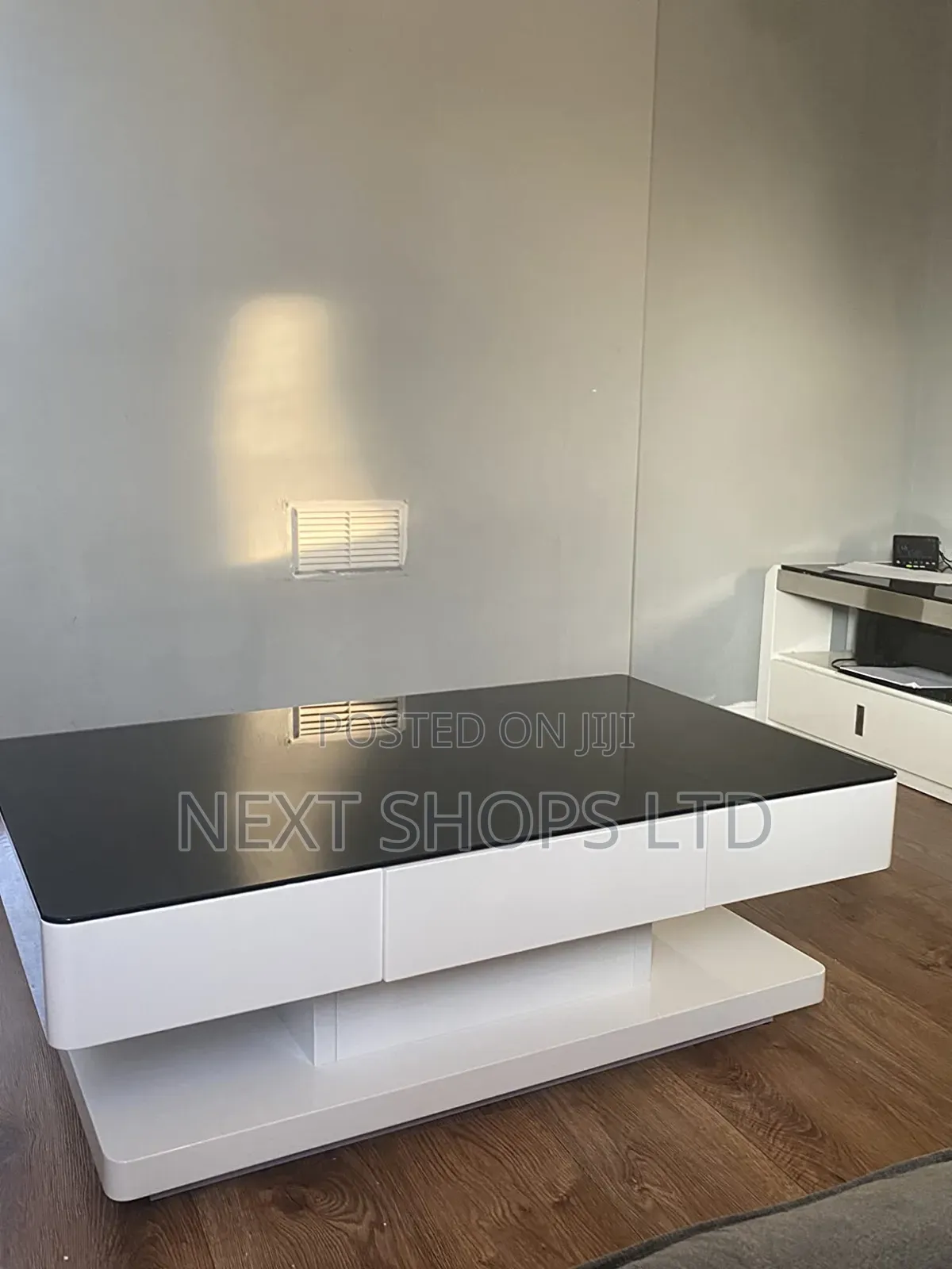 Centre Tables/Classic Center Table/Center Tables/Centre/Coffee618