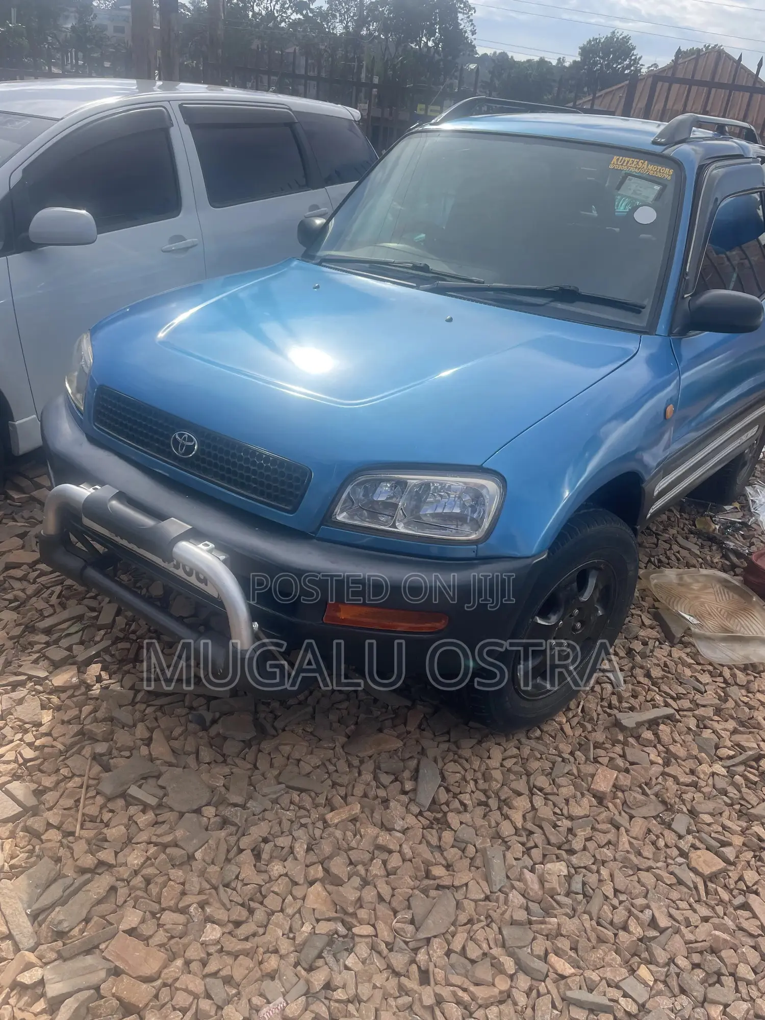 Toyota RAV4 Automatic 2000 Blue