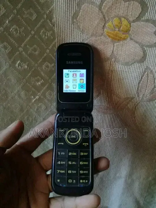 New Samsung Guru E1081T Black