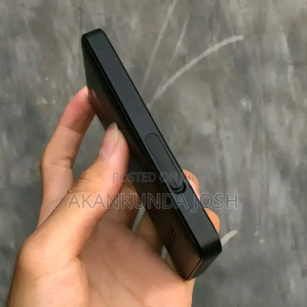 New Nokia Asha 210 Black
