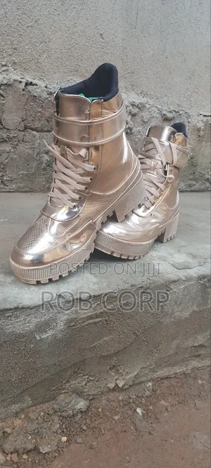 New Ladies Boots