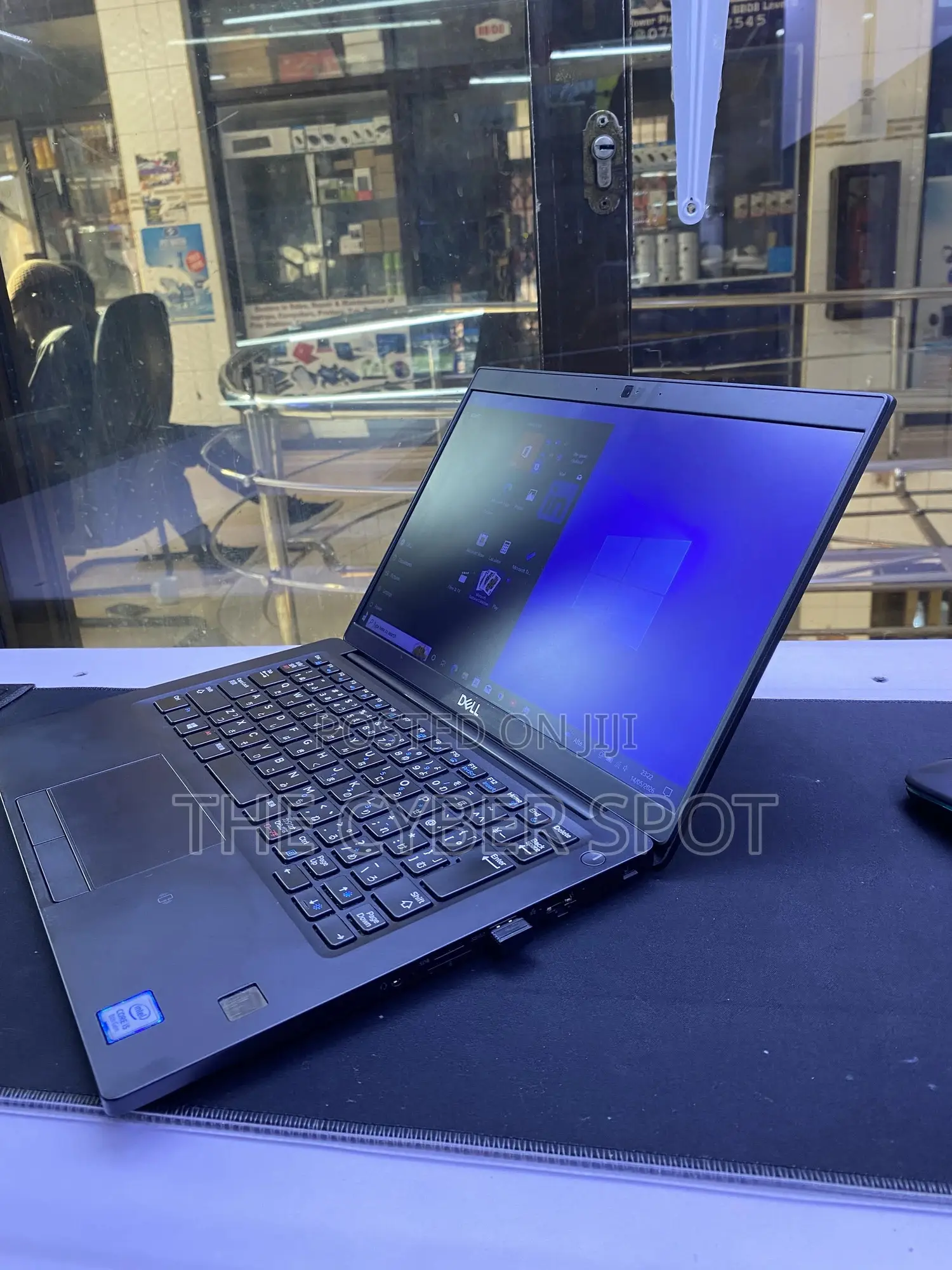 Laptop Dell Latitude 7390 8GB Intel Core i5 SSD 256GB