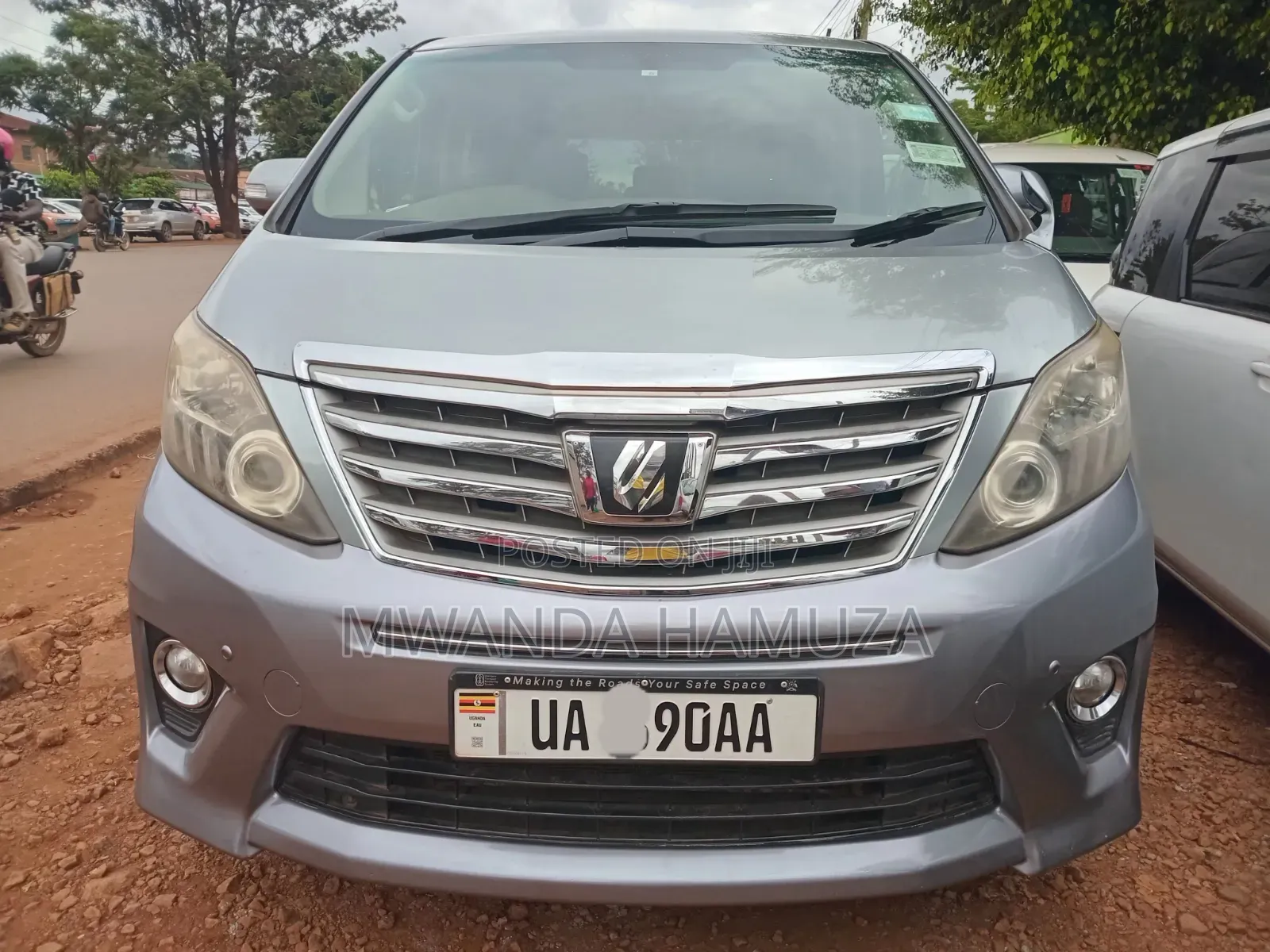 Toyota Alphard 2012 Gray