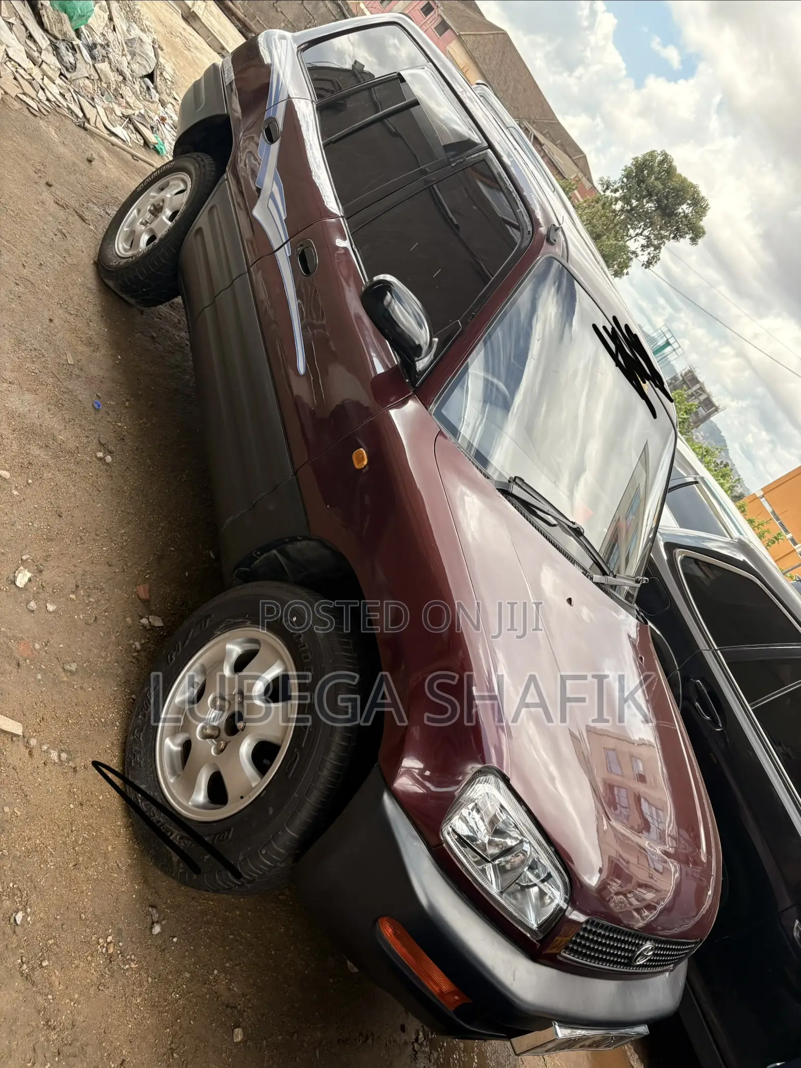 Toyota RAV4 Automatic 2000 Red