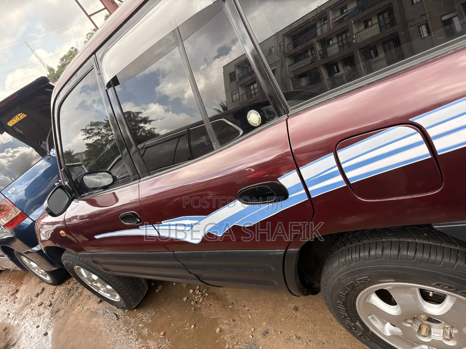Toyota RAV4 Automatic 2000 Red