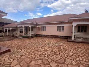 3bdrm House in Kisasi, Nakawa for rent