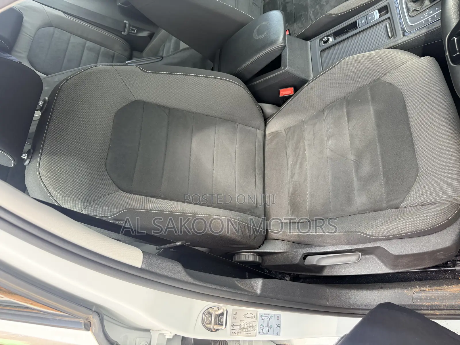 Volkswagen Golf TSI S 4-Door FWD 2016 White