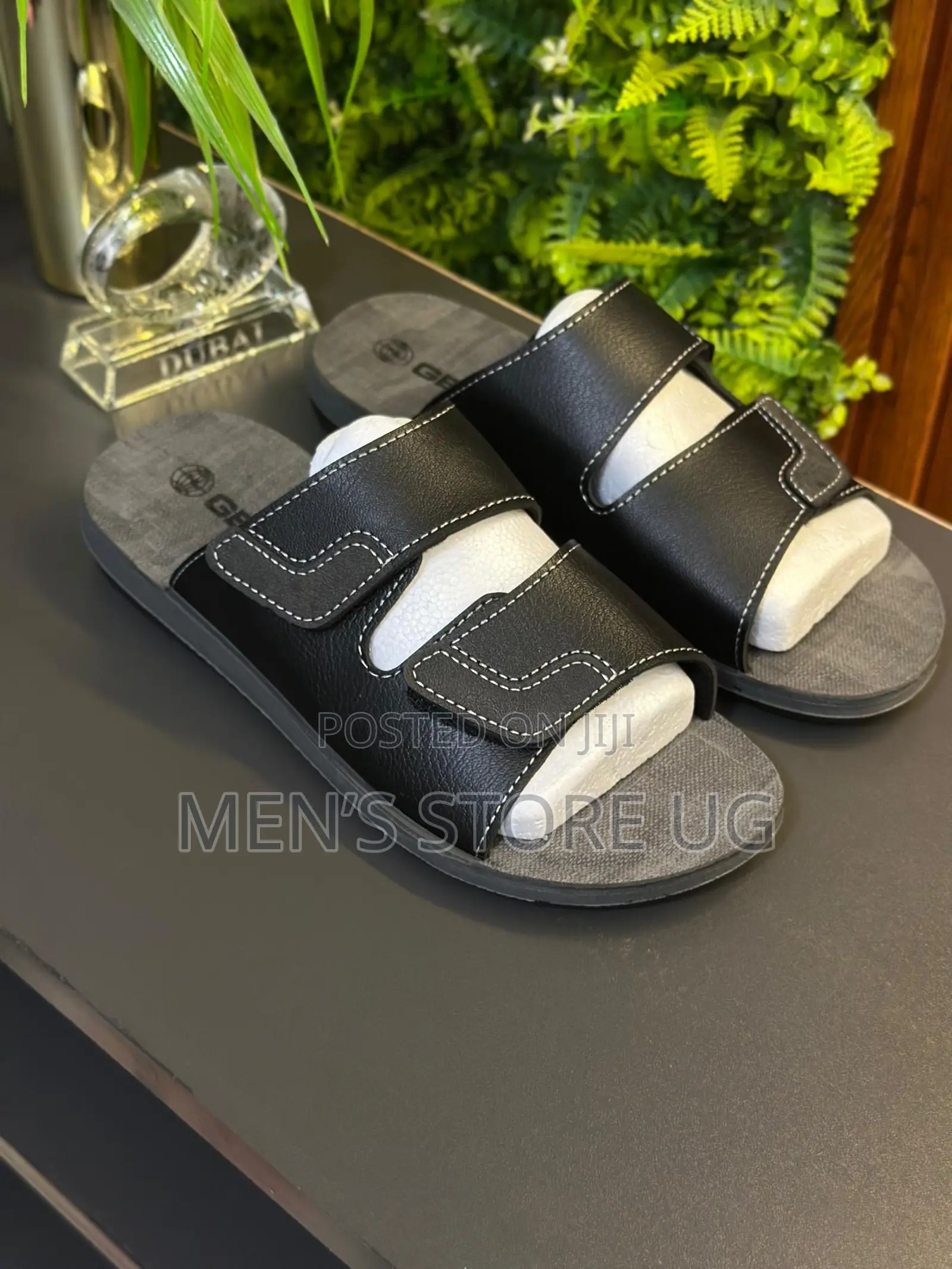 Classic Premium Men’S Open Shoes