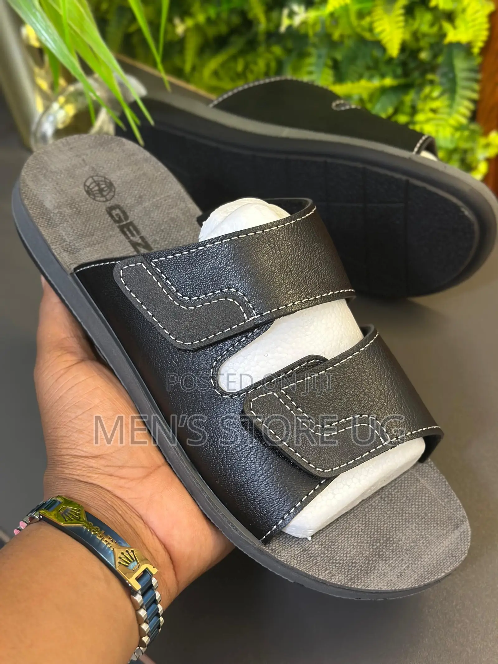Classic Premium Men’S Open Shoes