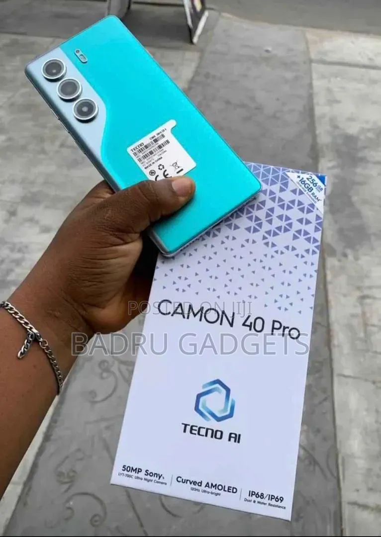 New Tecno Camon 40 Pro 5G 256 GB Blue