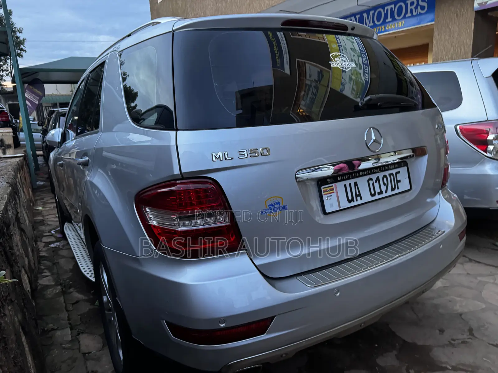 Mercedes-Benz M Class 2010 Silver