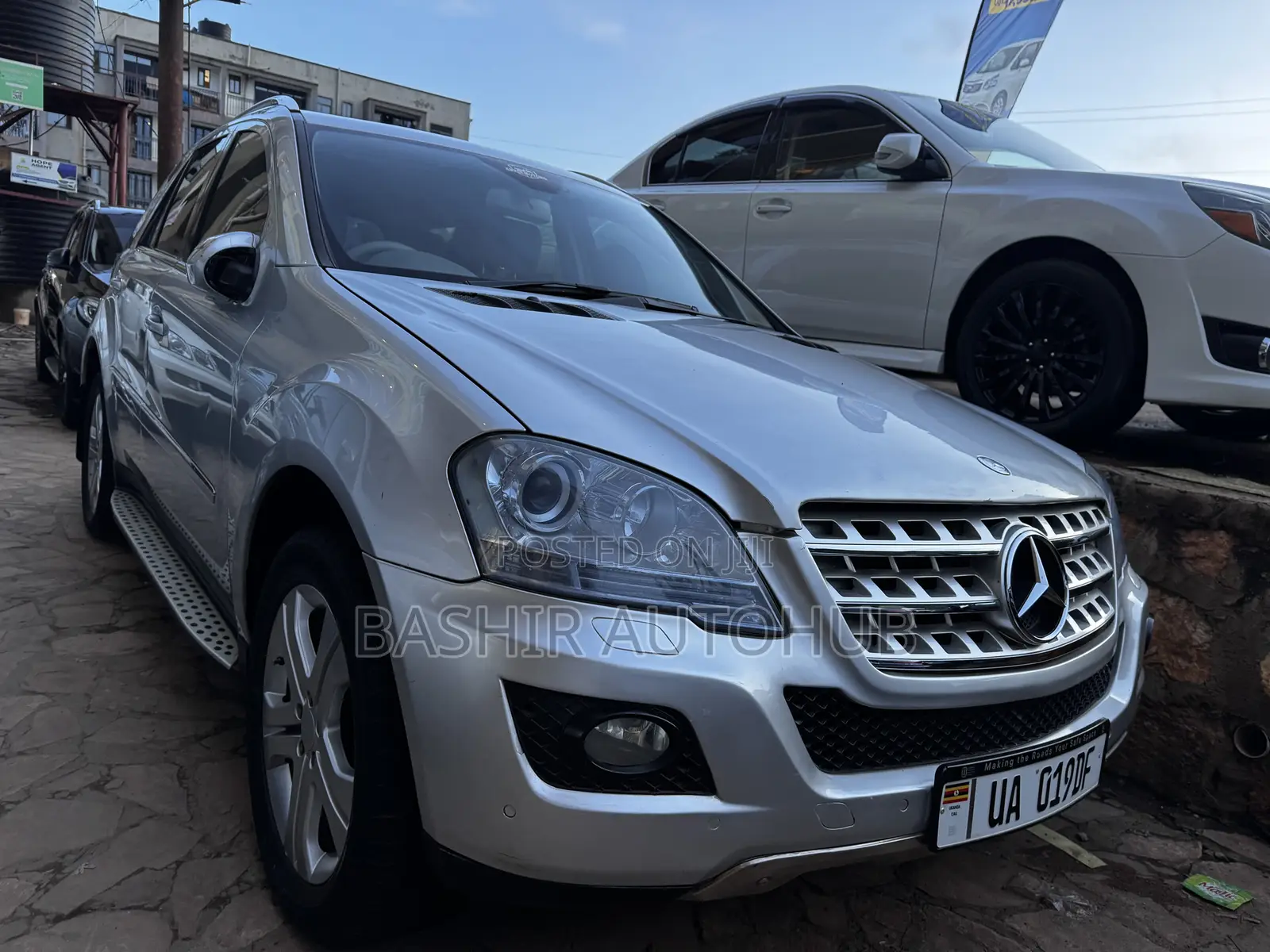 Mercedes-Benz M Class 2010 Silver