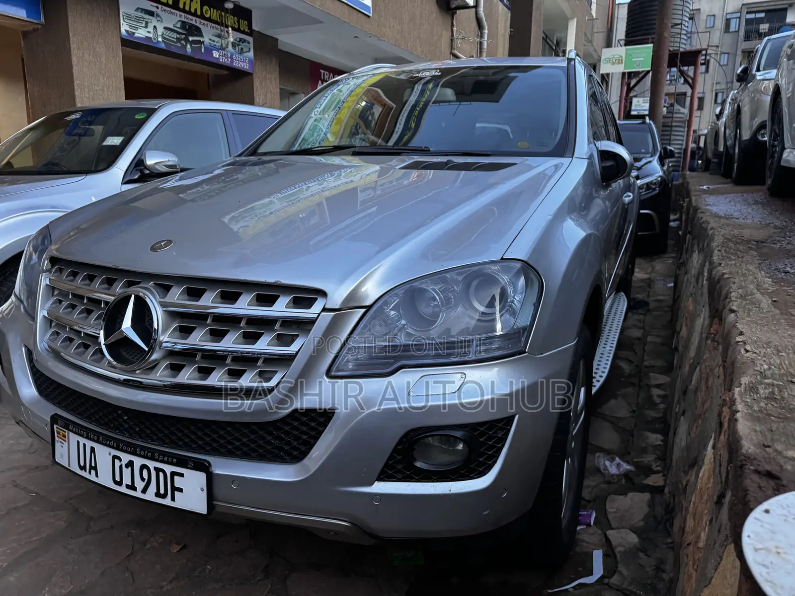 Mercedes-Benz M Class 2010 Silver