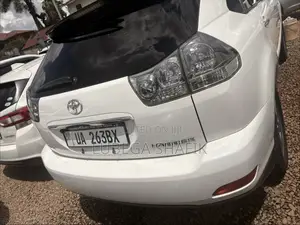 Toyota Harrier 2009 White
