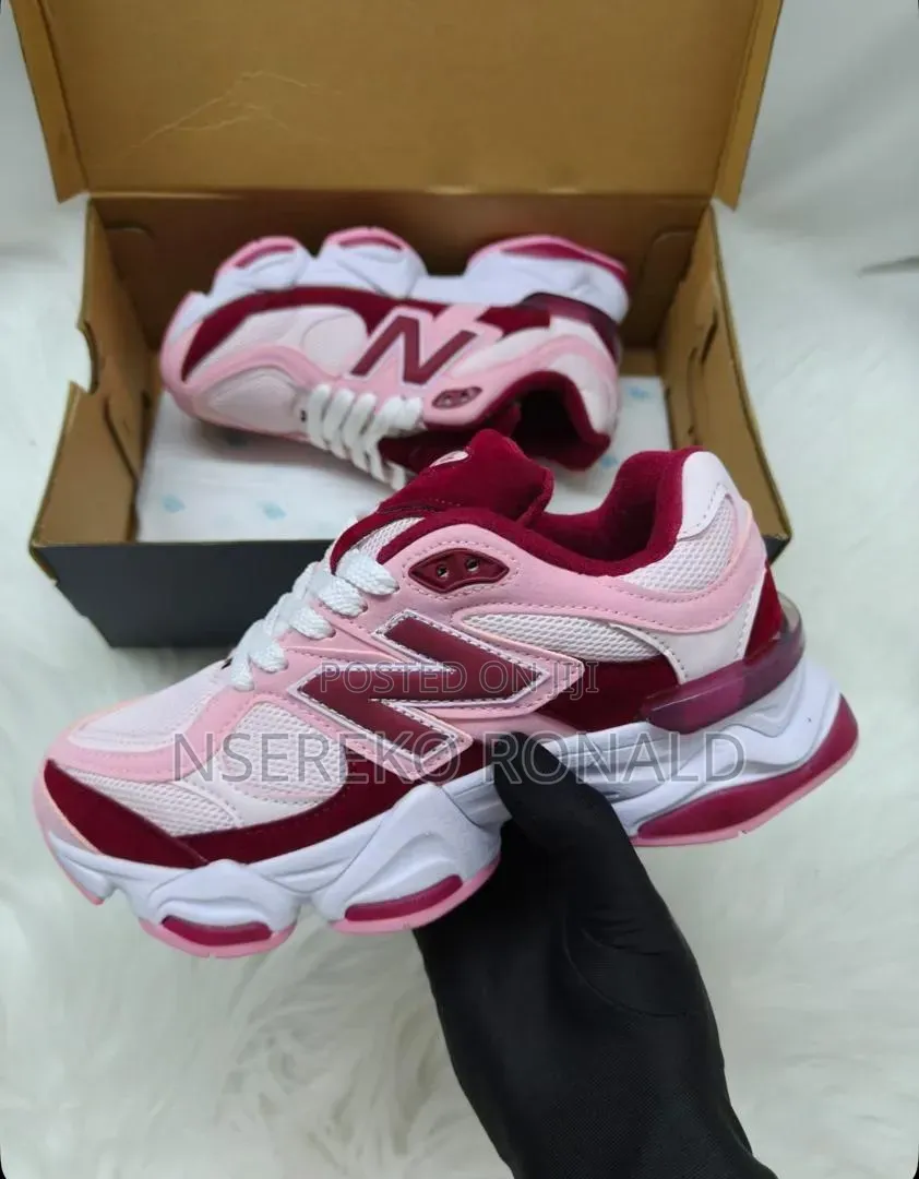 New Balance 9060