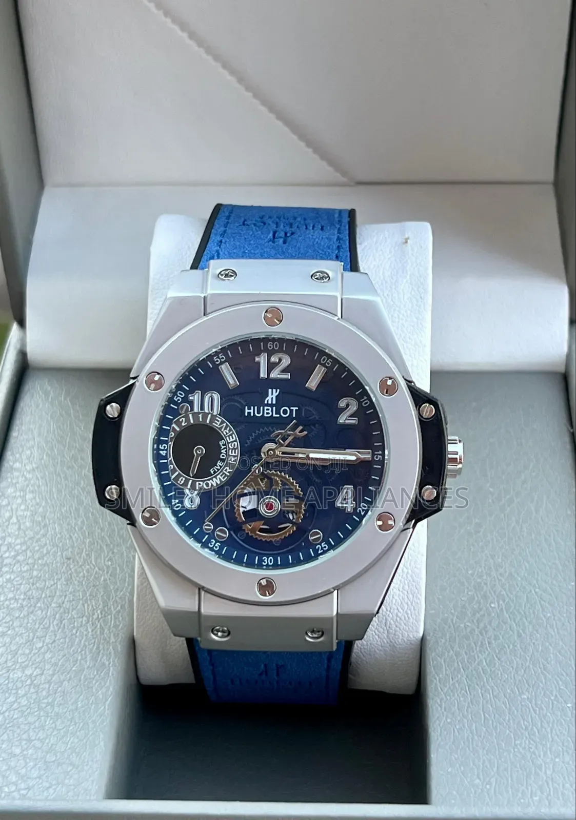 Men's Original Hublot Automatic Leather Strapped Time Piece at Discount