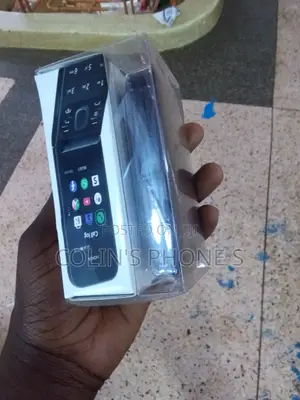 New Nokia 2720 Flip 512 GB Black