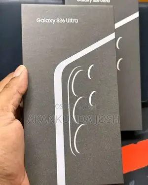 New Samsung Galaxy S26 Ultra 5G 1 TB Gold