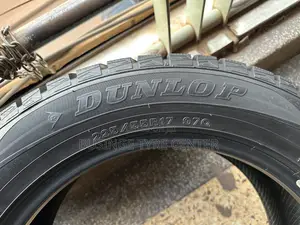 225/55r17 Dunlop Japan Foreign Used Tires Still in Good Condition.