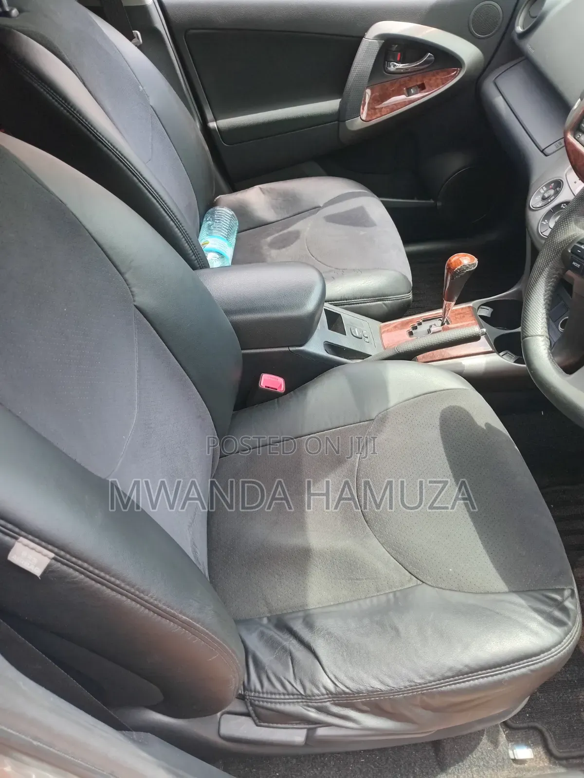 Toyota Vanguard 2013 White