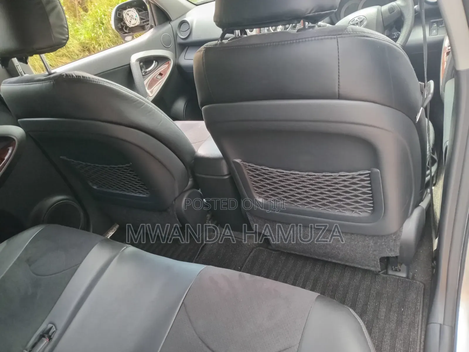 Toyota Vanguard 2013 White