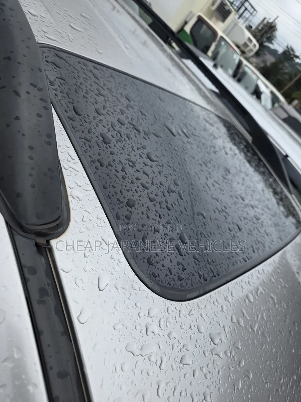 Toyota Vanguard 2012 Beige
