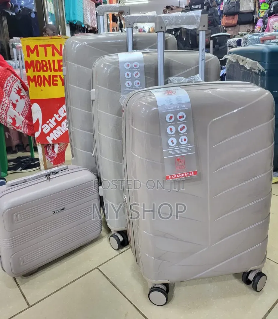 Hard Cover 4pcs Suitcase Set for Travel