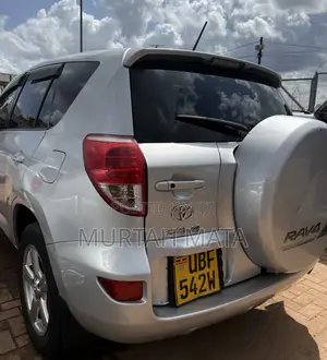 Toyota RAV4 2.0 VVT-i 2008 Silver