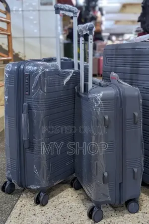 4pcs Hard Shell Travel Suitcase Set - Lightweight Easy to Carry
