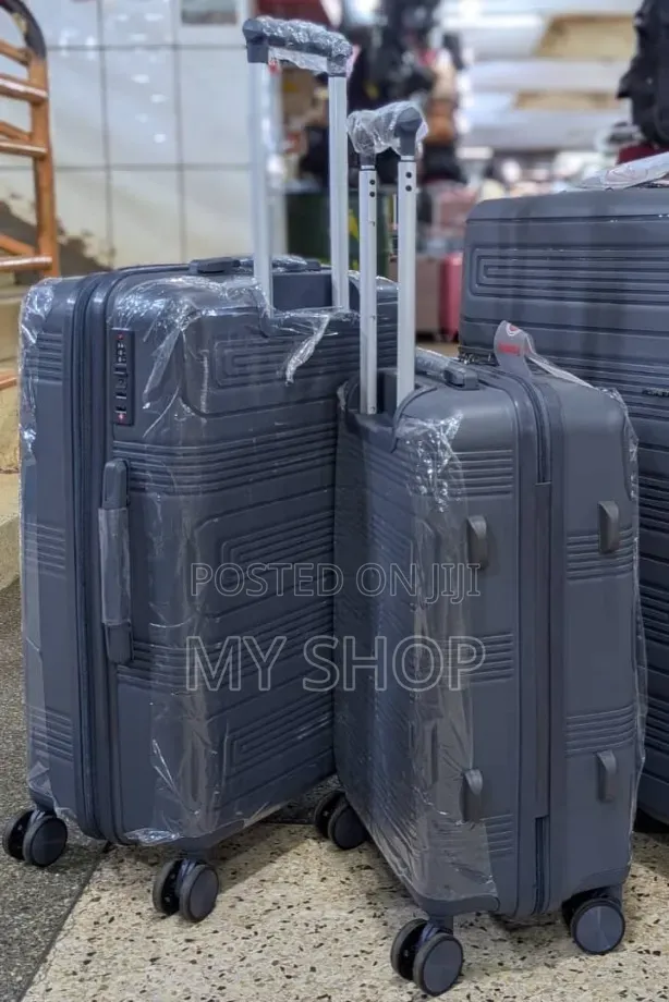 4pcs Hard Shell Travel Suitcase Set - Lightweight Easy to Carry