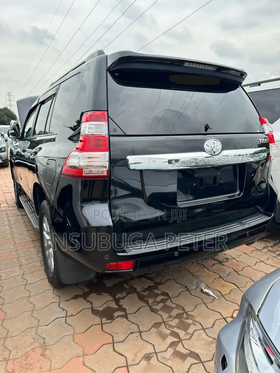 Toyota Land Cruiser Prado 2016 Black