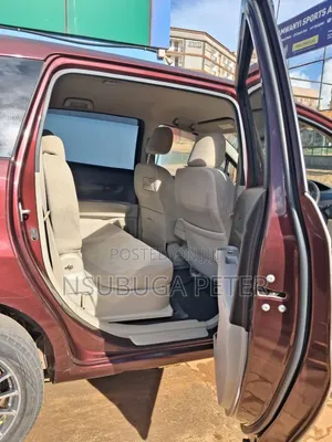 Toyota Passo Sette 2011 Maroon