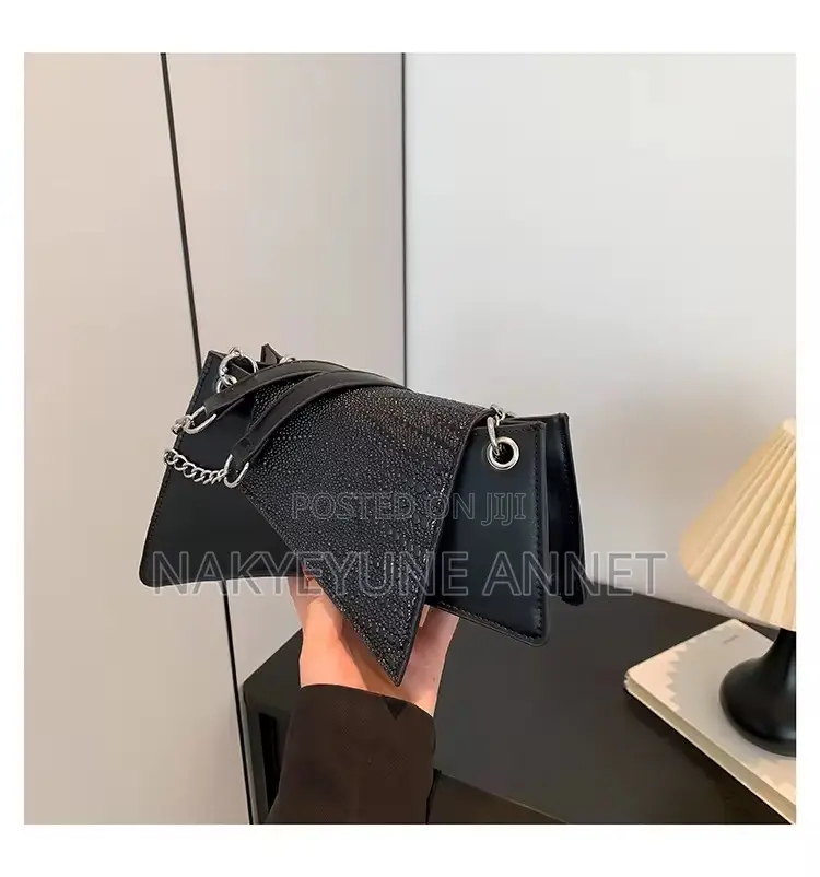 Ladies Shoulder Bag
