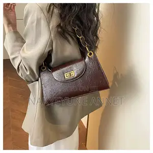 Luxury Trendy Cross Body Handbag