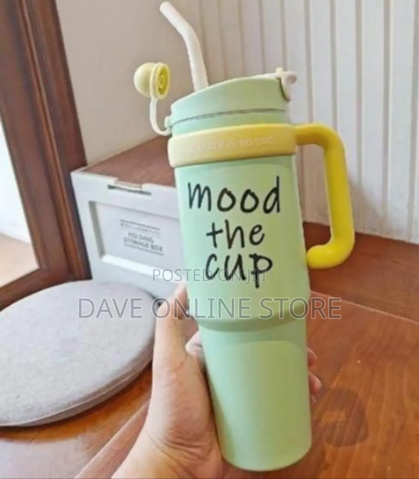 Insulated Travel Mug / Tumbler With Handle and Straw Lid - Multicolor