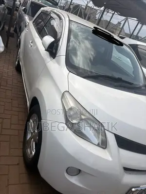 Toyota IST 2008 White