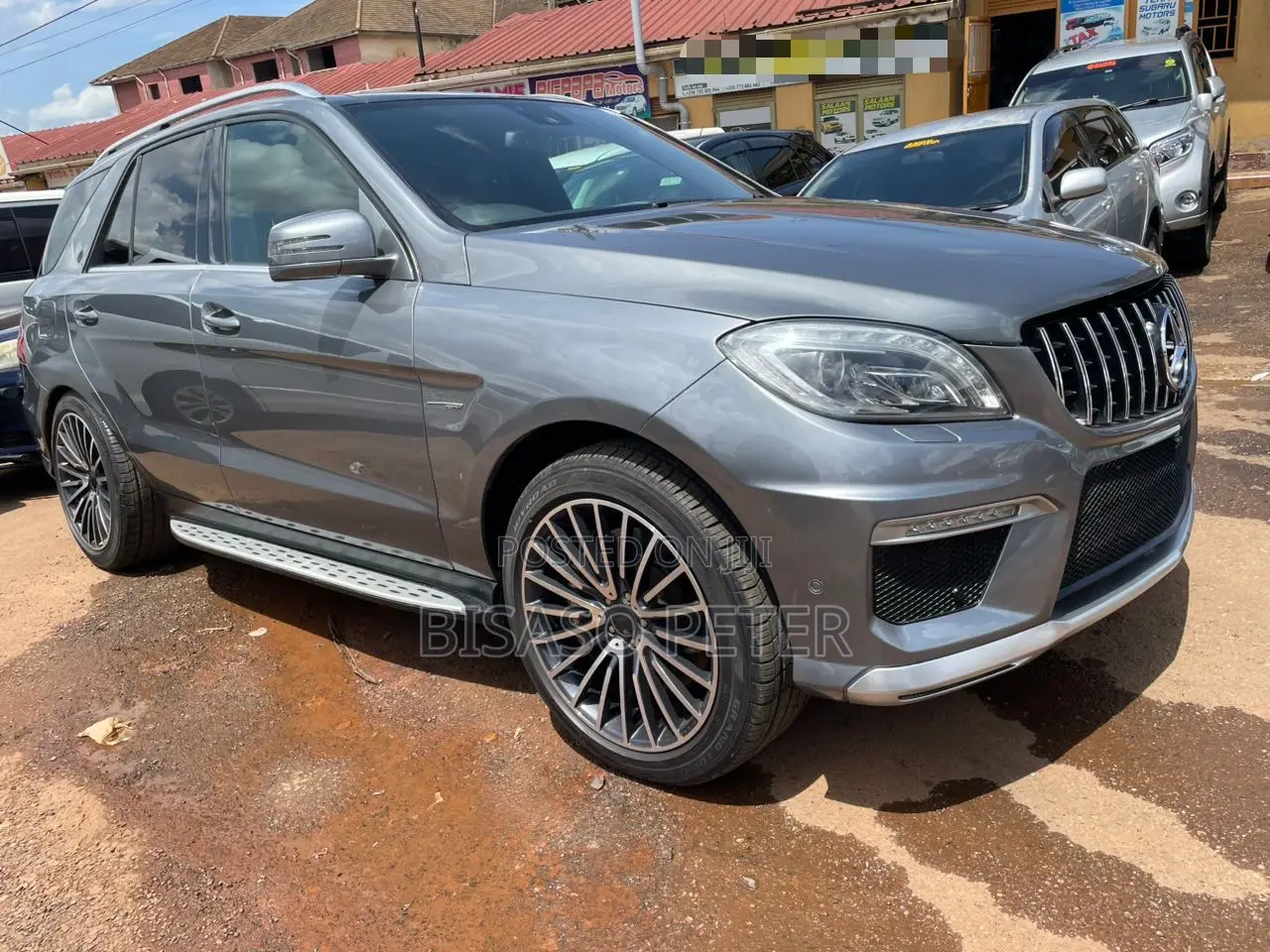 Mercedes-Benz M Class ML63 AMG 4dr SUV AWD (5.5L 8cyl Turbo 7A) 2014