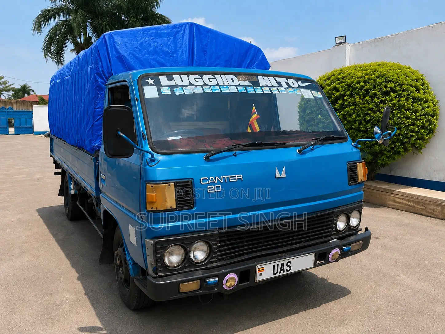 Mitsubishi Canter 1989 Blue