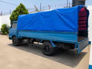 Mitsubishi Canter 1989 Blue