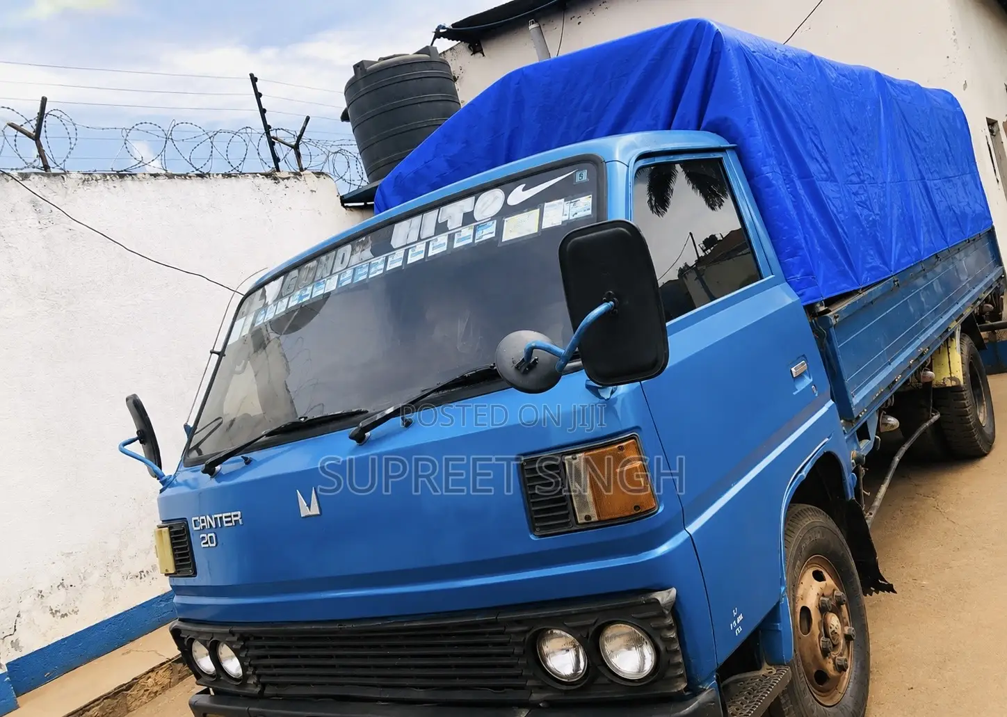 Mitsubishi Canter 1989 Blue