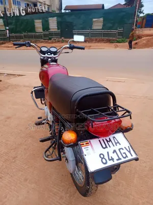 Bajaj Boxer 2025 Red