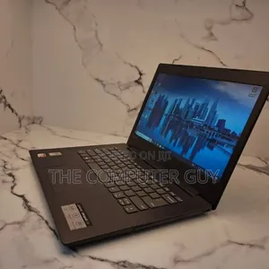 Laptop Lenovo 300e 8GB Intel Core i5 SSD 256GB