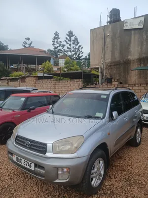 Toyota RAV4 I4 4x4 2006 Silver