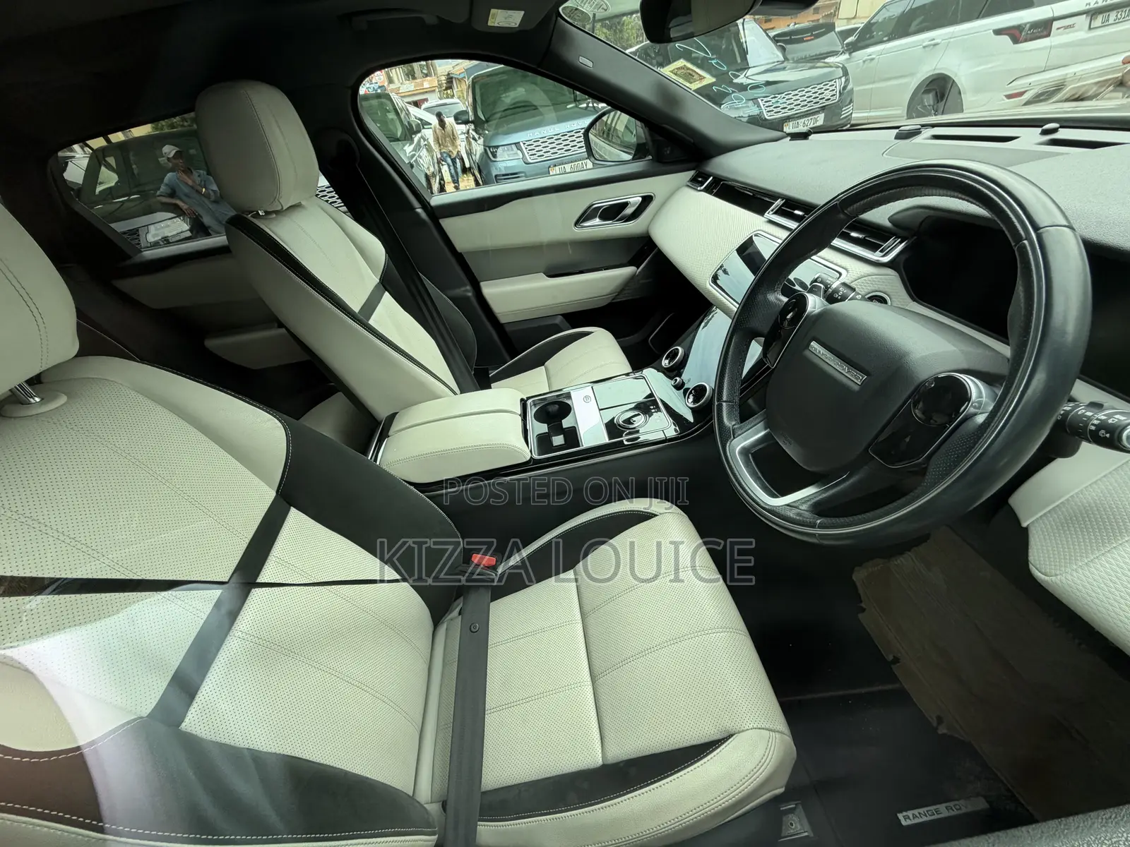 Land Rover Range Rover Velar 2021 Gold