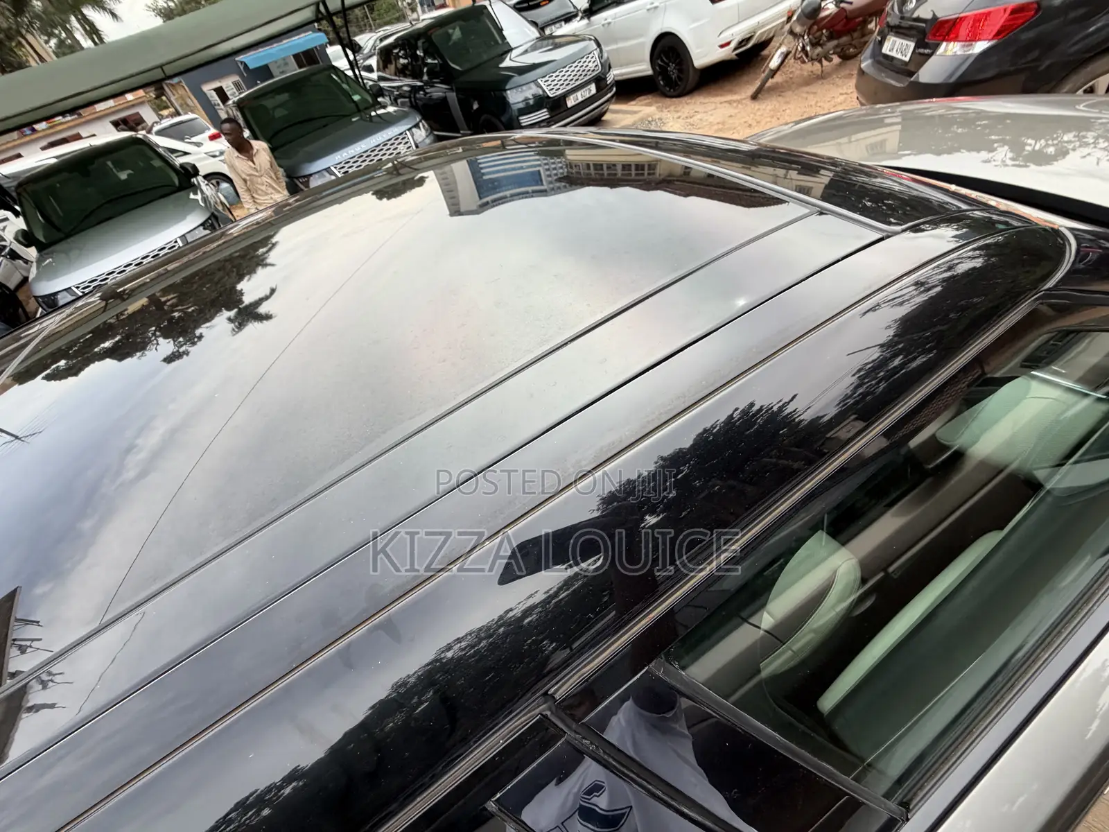 Land Rover Range Rover Velar 2021 Gold